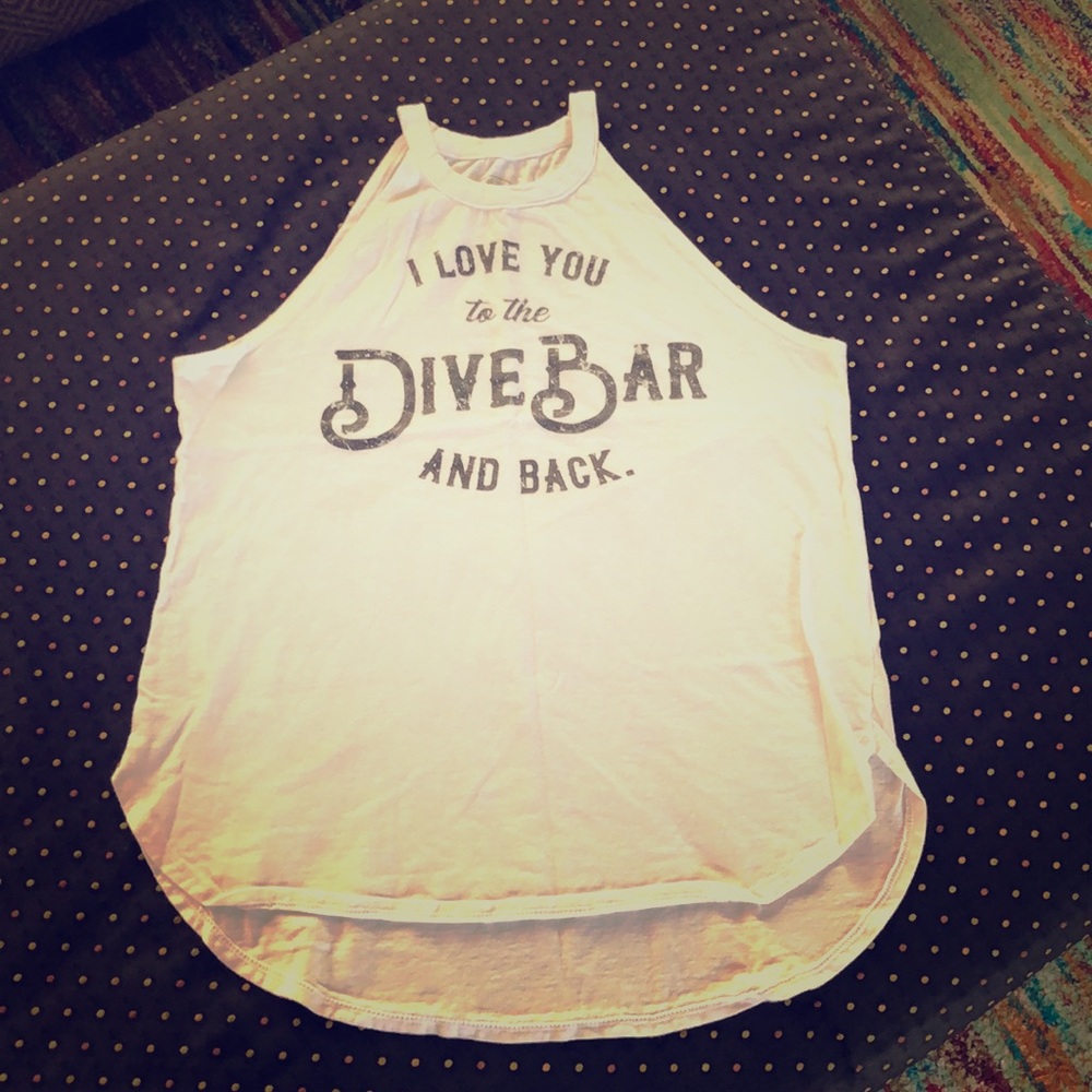 Dive bar tank